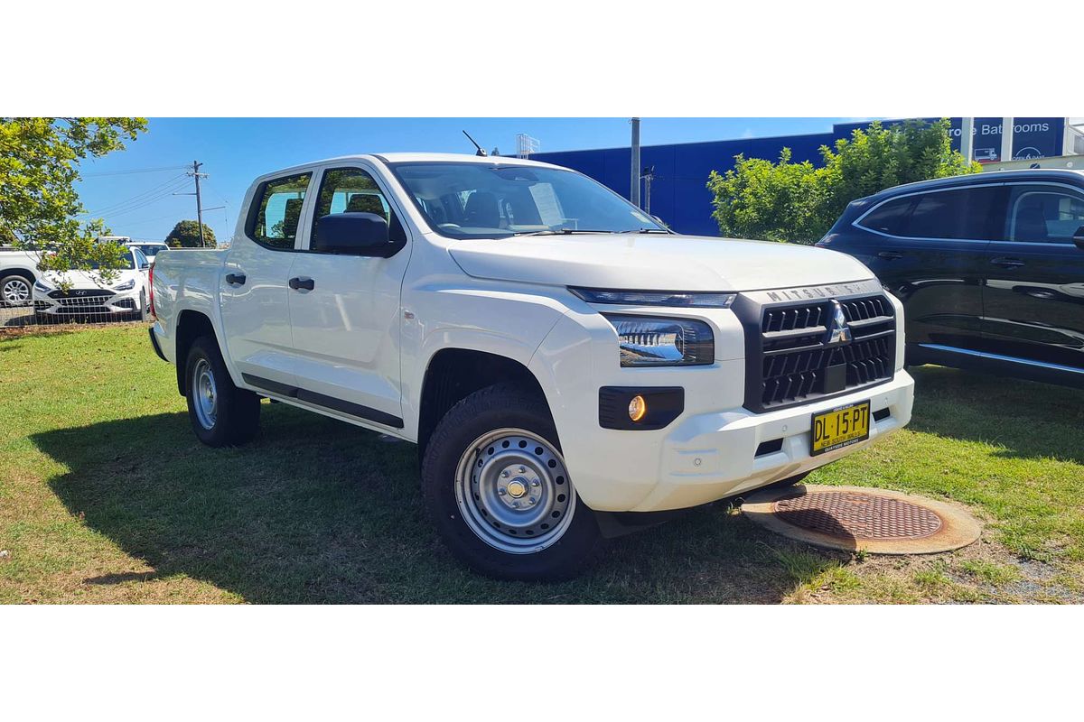 2024 Mitsubishi Triton GLX MV 4X4