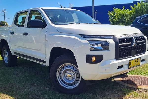 2024 Mitsubishi Triton GLX MV 4X4