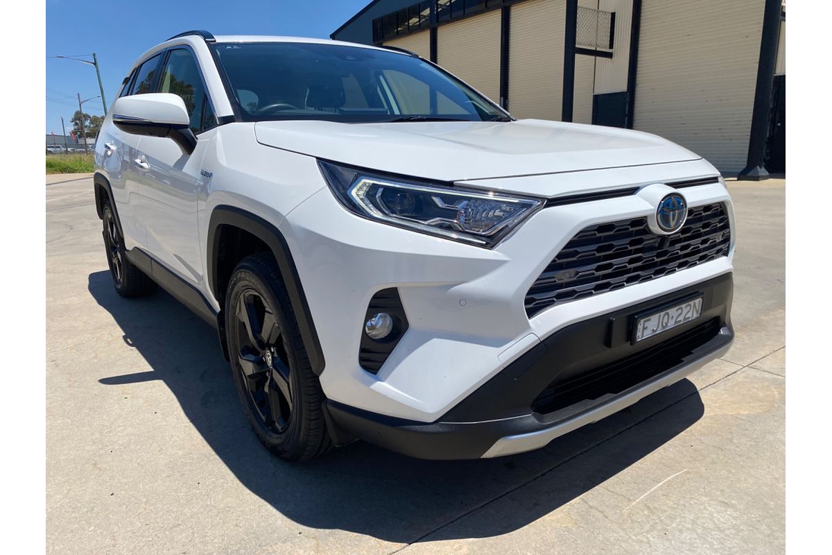 2020 Toyota RAV4 Cruiser AXAH52R