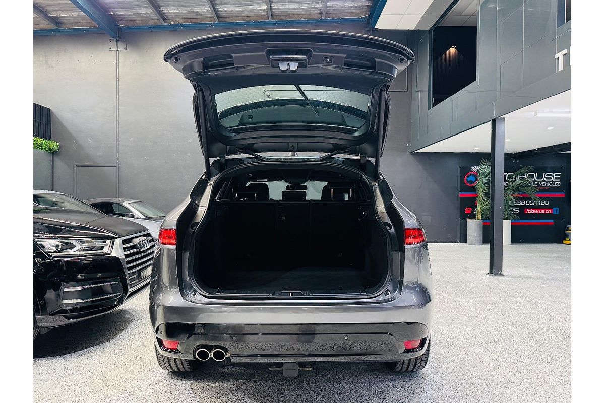 2016 Jaguar F-PACE 20d R-Sport X761