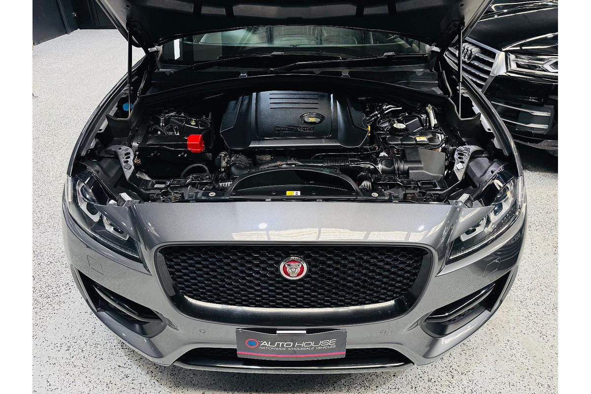 2016 Jaguar F-PACE 20d R-Sport X761