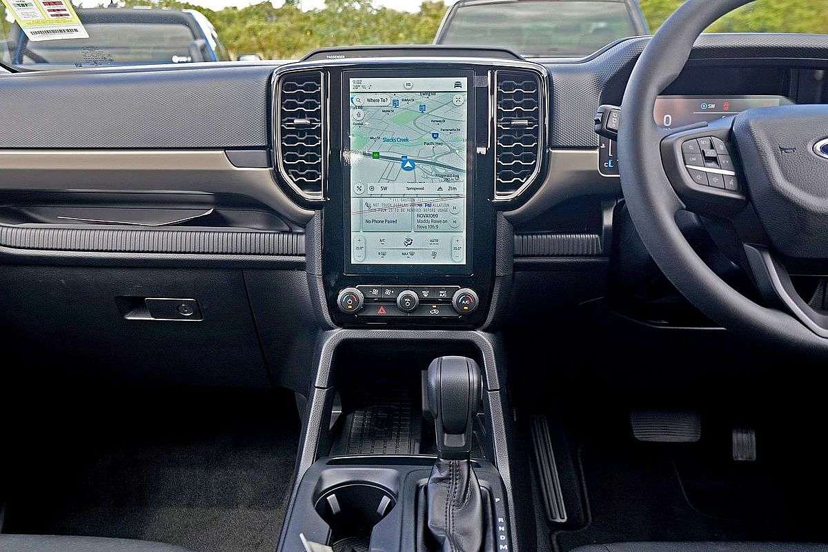 2023 Ford Everest Ambiente