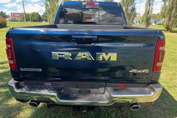 2024 RAM 1500 Laramie DT 4X4 SWB