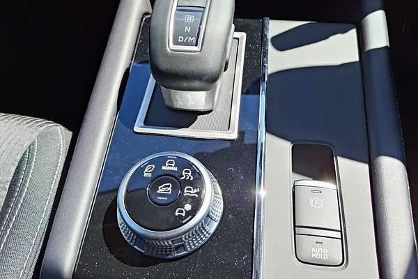 2024 Mitsubishi Outlander LS ZM