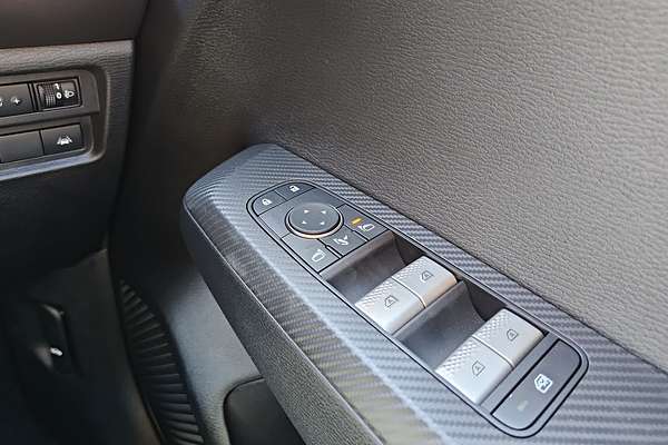 2024 Mitsubishi Outlander LS ZM