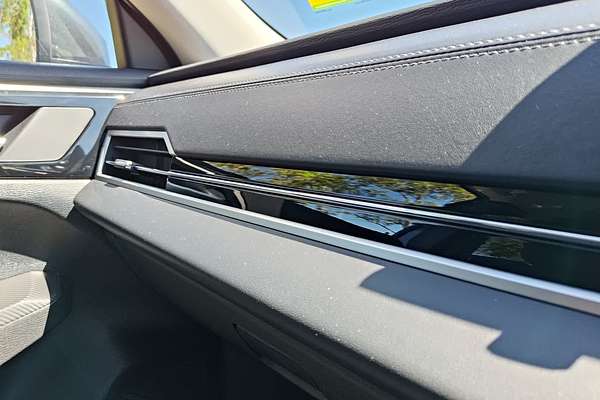 2024 Mitsubishi Outlander LS ZM