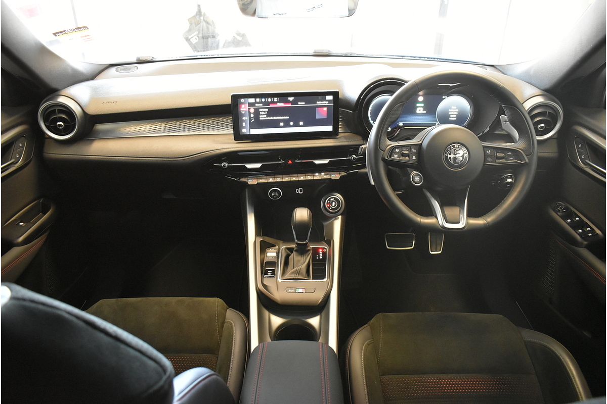 2023 Alfa Romeo Tonale Veloce