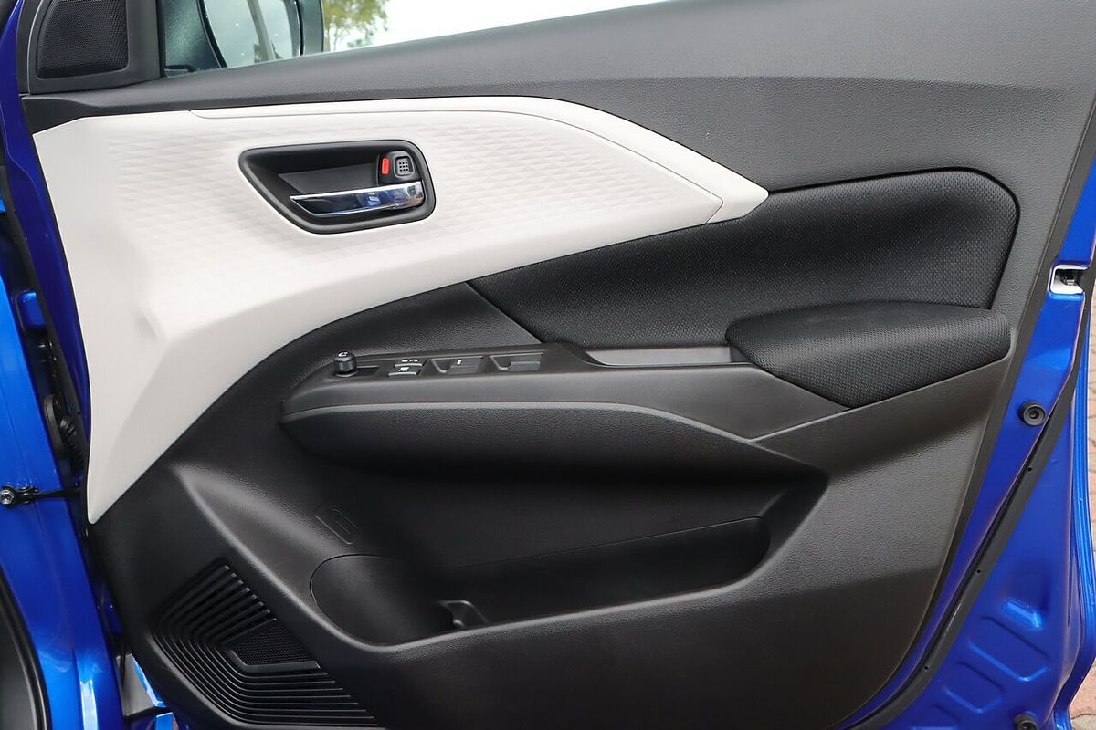 2025 Suzuki Swift Hybrid Plus UZ