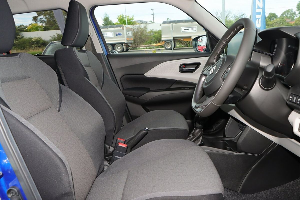 2025 Suzuki Swift Hybrid Plus UZ