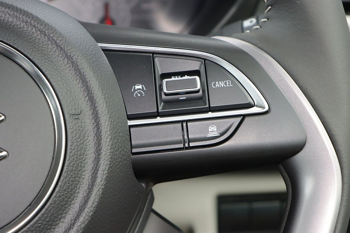 2025 Suzuki Swift Hybrid Plus UZ