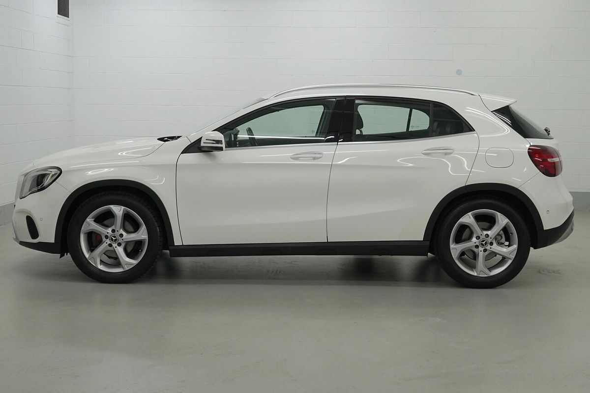 2017 Mercedes-Benz GLA-Class GLA220 d X156