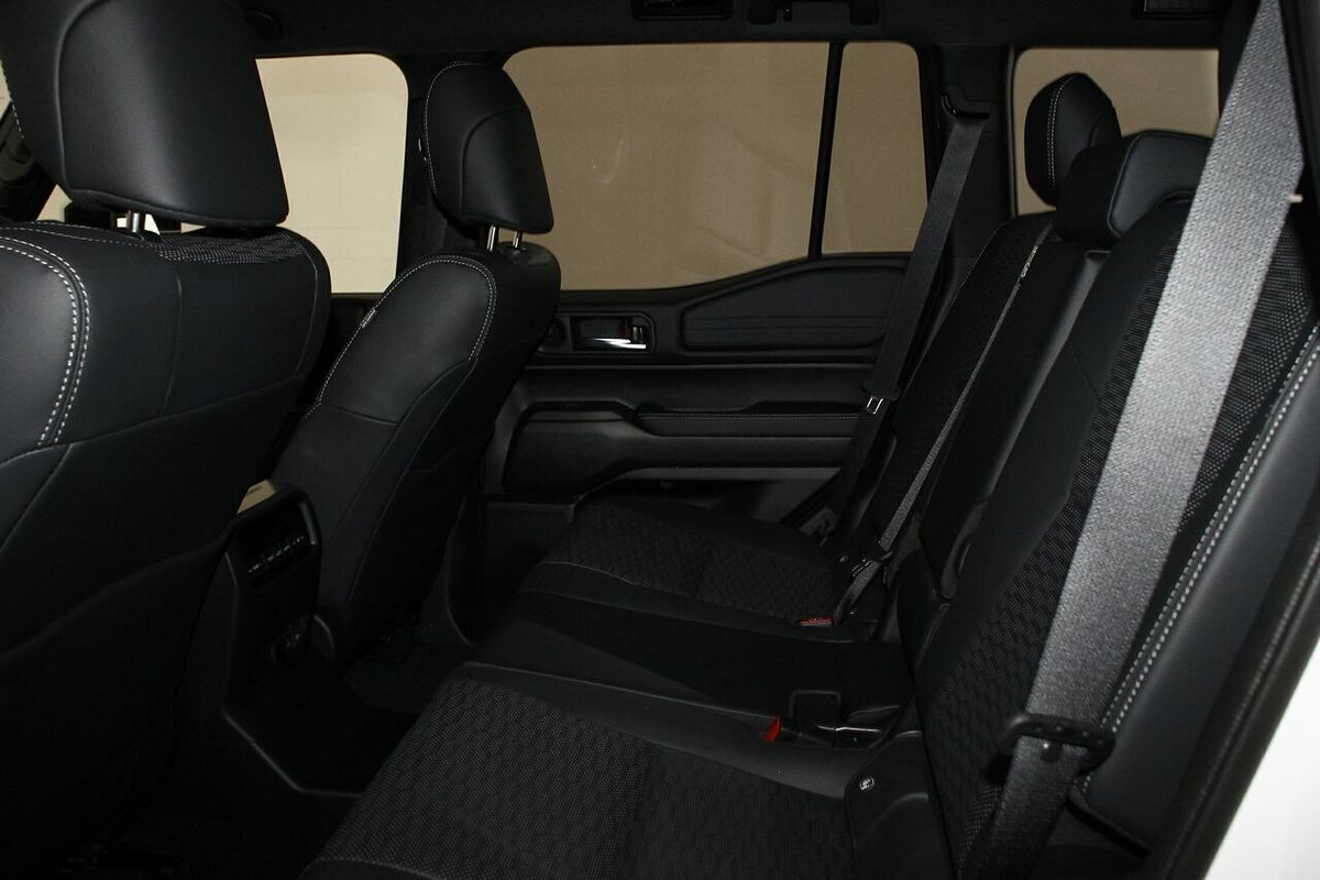 2024 Toyota Landcruiser Prado VX GDJ251R