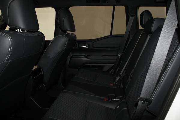 2024 Toyota Landcruiser Prado VX GDJ251R