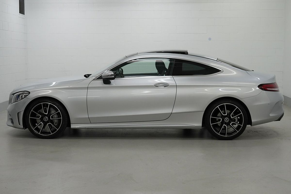 2018 Mercedes-Benz C-Class C300 C205