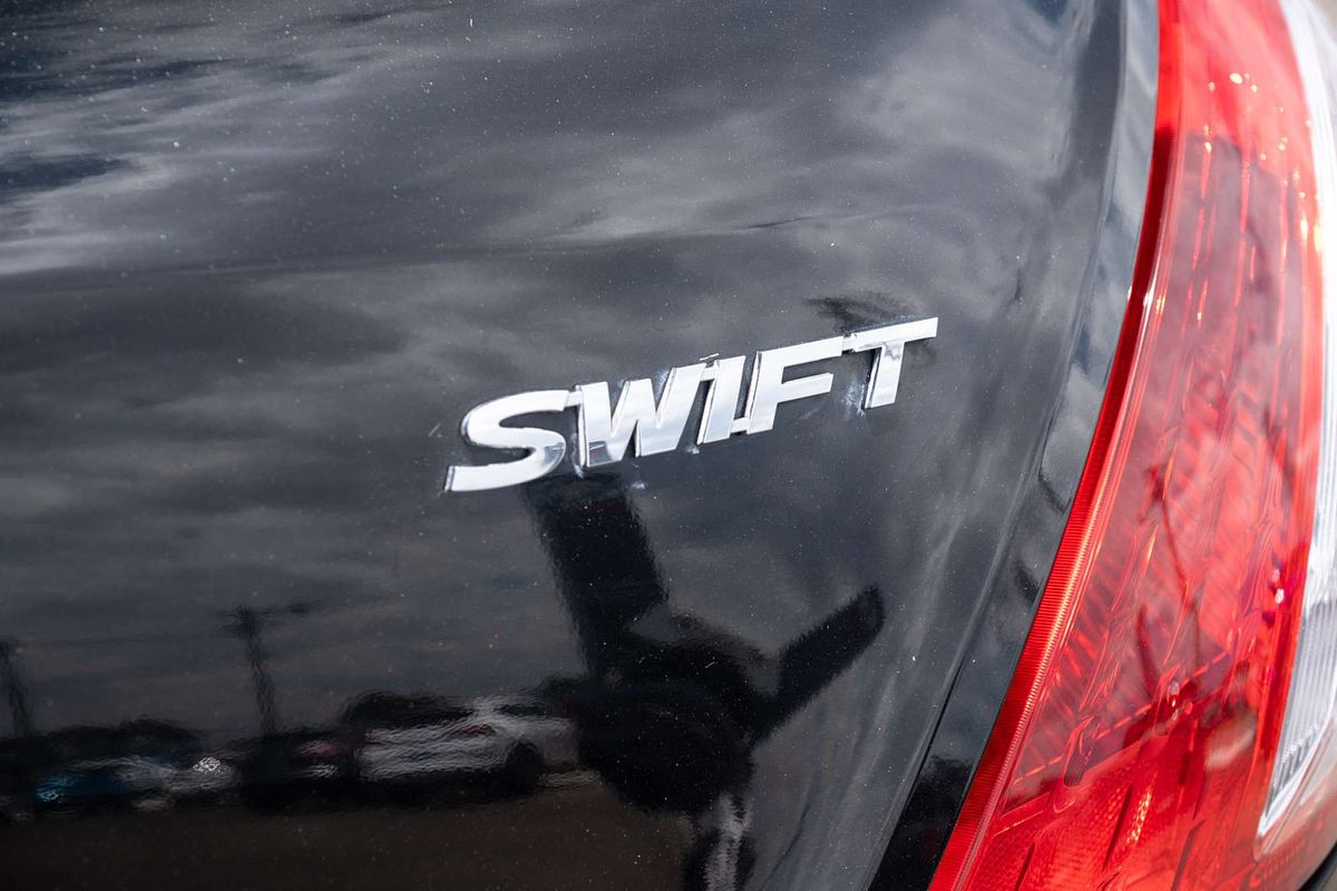 2015 Suzuki Swift GL FZ