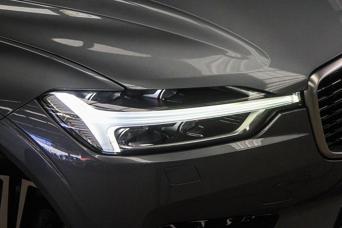 2019 Volvo XC60 T6 R-Design