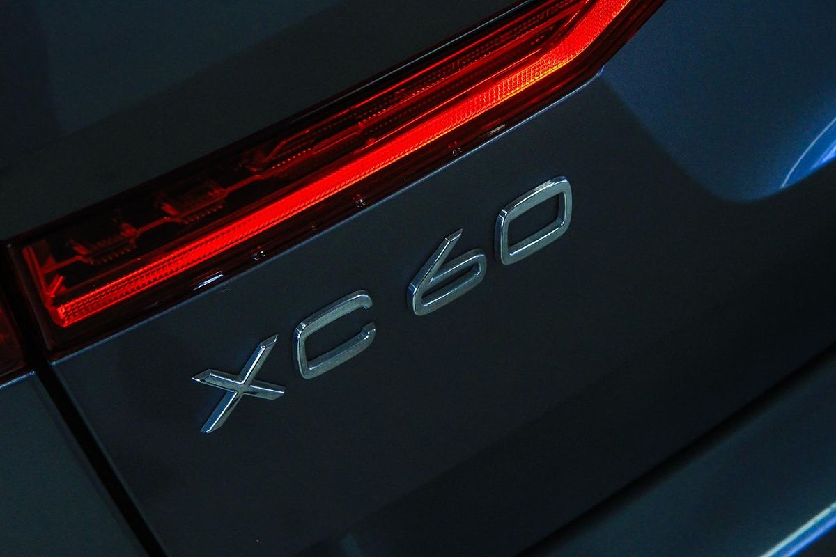 2019 Volvo XC60 T6 R-Design