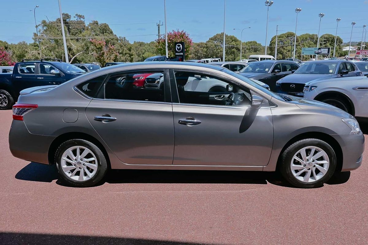 2013 Nissan Pulsar ST-L B17