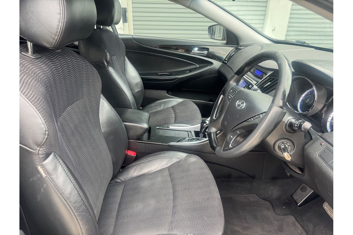 2011 Hyundai i45 Active YF