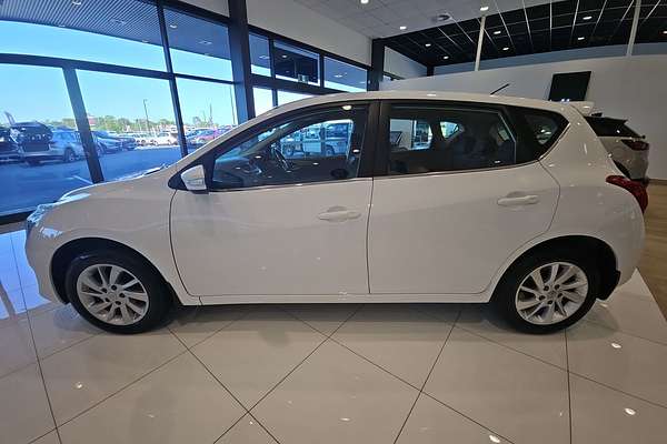 2016 Nissan Pulsar ST-L C12 Series 2