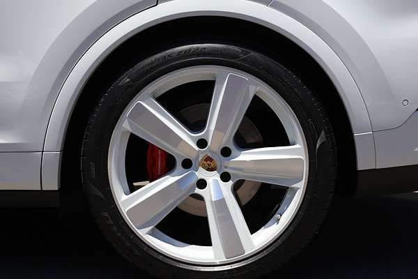 2023 Porsche Cayenne S 9YA II
