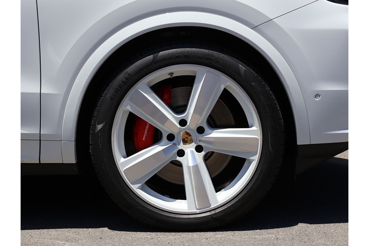 2023 Porsche Cayenne S 9YA II