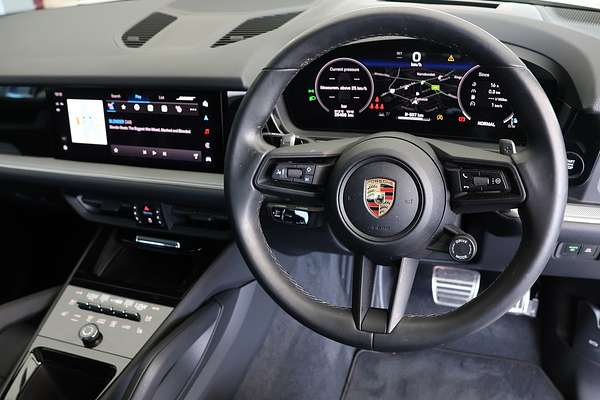 2023 Porsche Cayenne S 9YA II