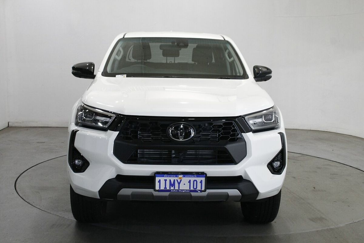 2024 Toyota Hilux SR5 48V GUN126R 4X4