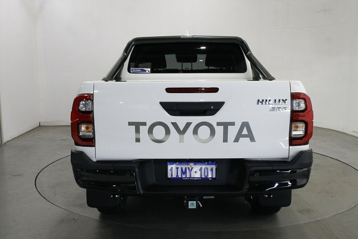 2024 Toyota Hilux SR5 48V GUN126R 4X4