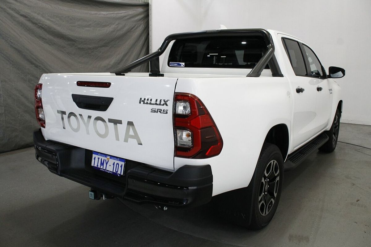 2024 Toyota Hilux SR5 48V GUN126R 4X4
