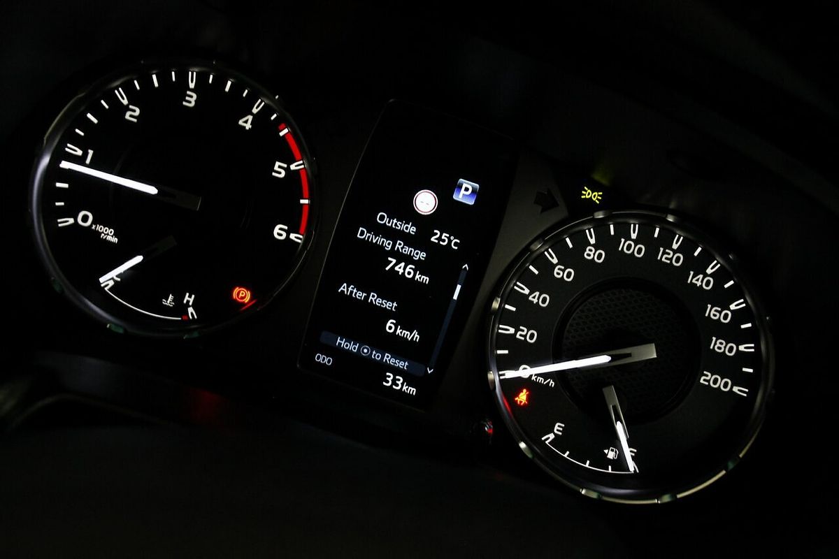 2024 Toyota Hilux SR5 48V GUN126R 4X4