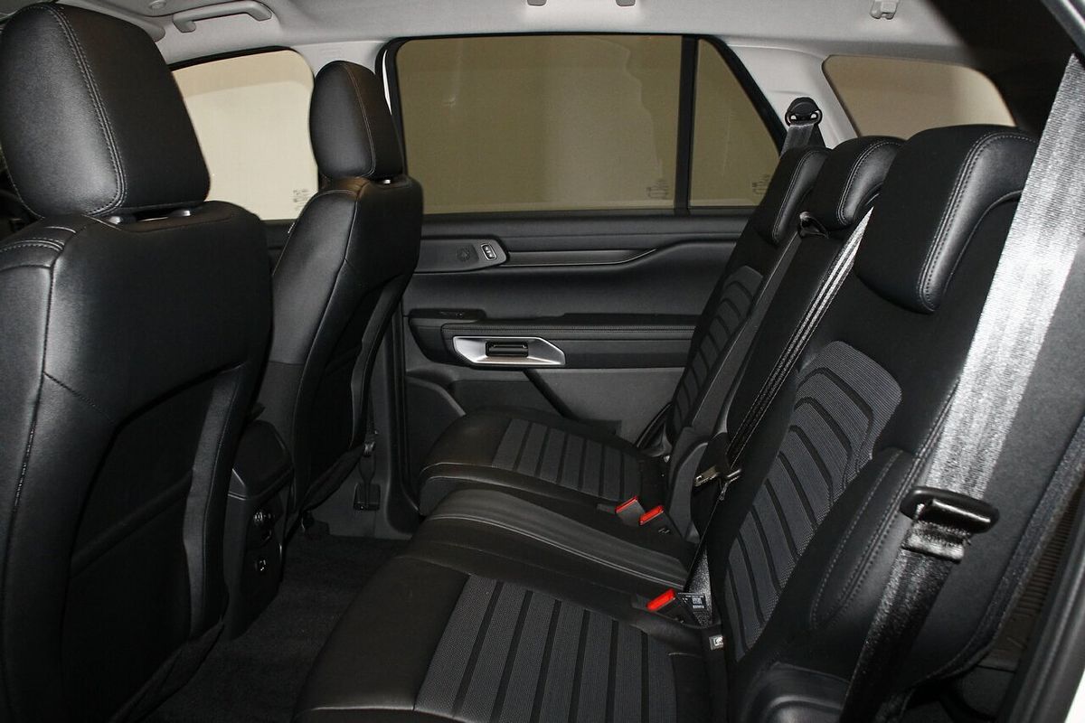 2023 Ford Everest Sport