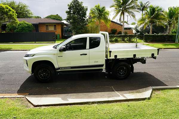 2022 Mitsubishi Triton Glx+ (4x4) MR MY22 4X4