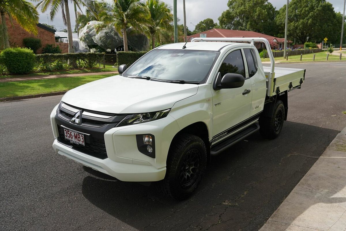 2022 Mitsubishi Triton Glx+ (4x4) MR MY22 4X4