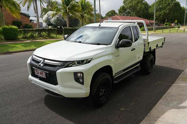 2022 Mitsubishi Triton Glx+ (4x4) MR MY22 4X4