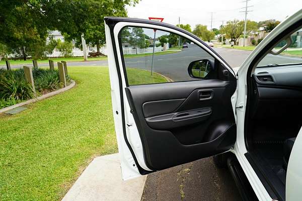 2022 Mitsubishi Triton Glx+ (4x4) MR MY22 4X4