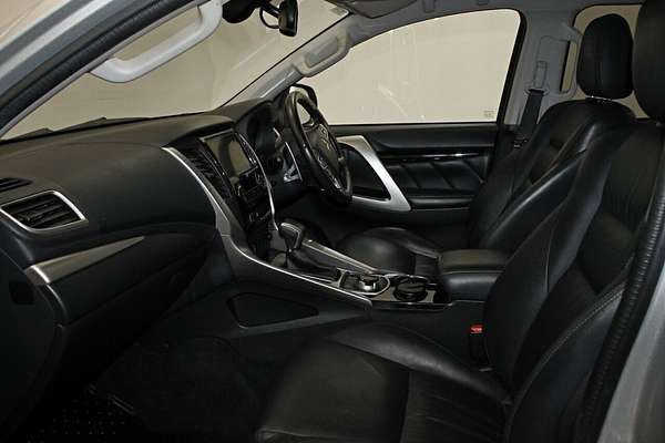 2016 Mitsubishi Pajero Sport GLS QE