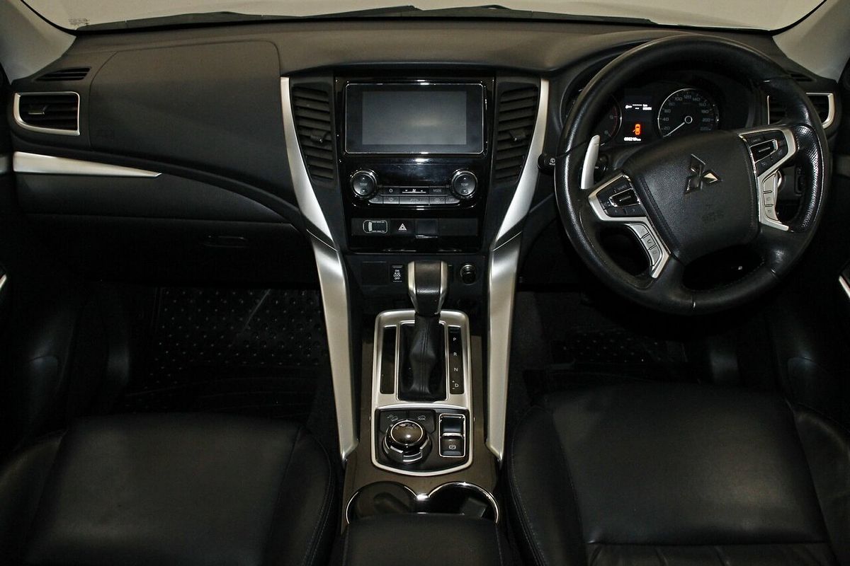 2016 Mitsubishi Pajero Sport GLS QE
