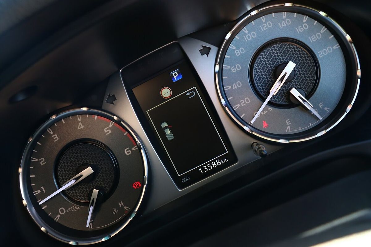 2023 Toyota Hilux SR5 GUN126R 4X4