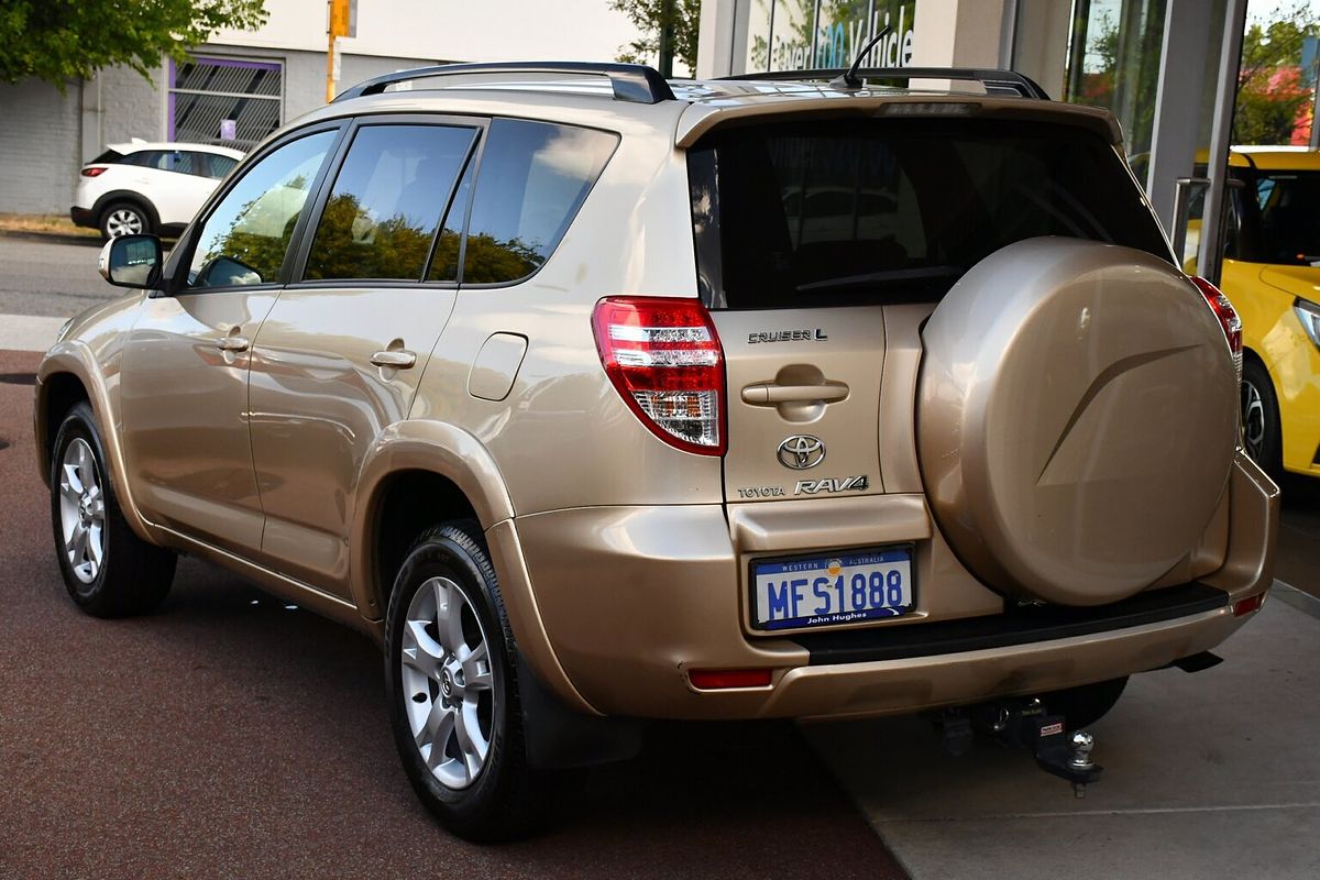 2010 Toyota RAV4 Cruiser L ACA33R