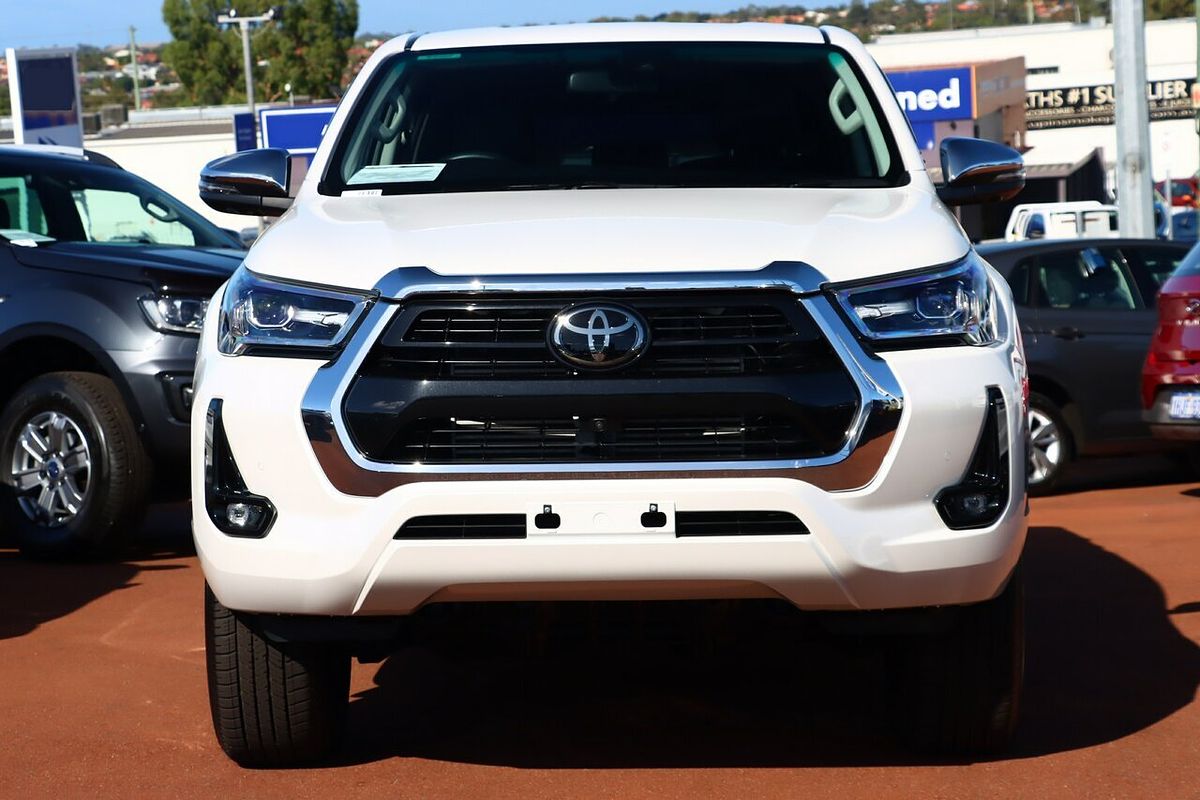 2023 Toyota Hilux SR5 GUN126R 4X4