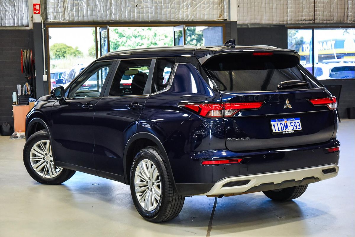 2024 Mitsubishi Outlander LS ZM