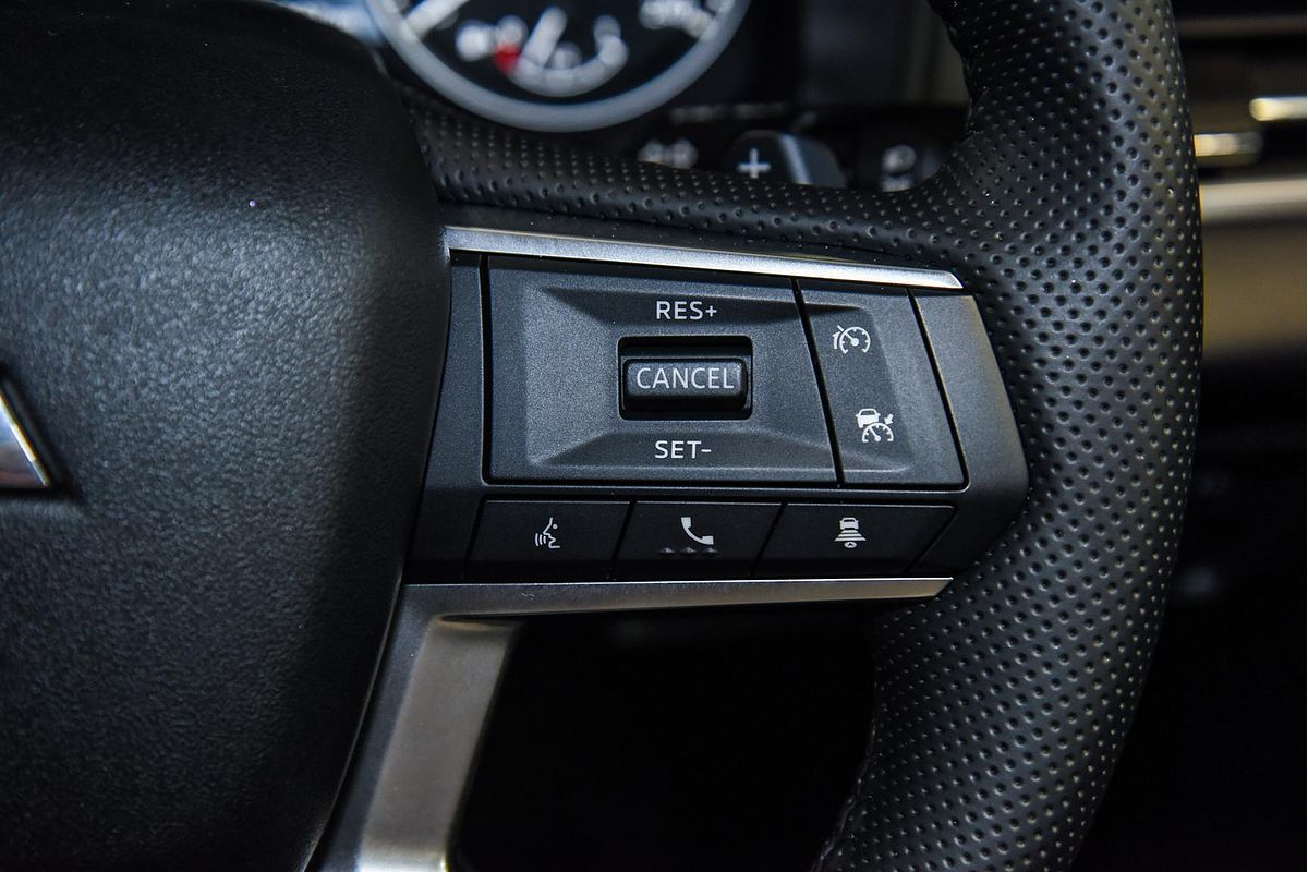 2024 Mitsubishi Outlander LS ZM