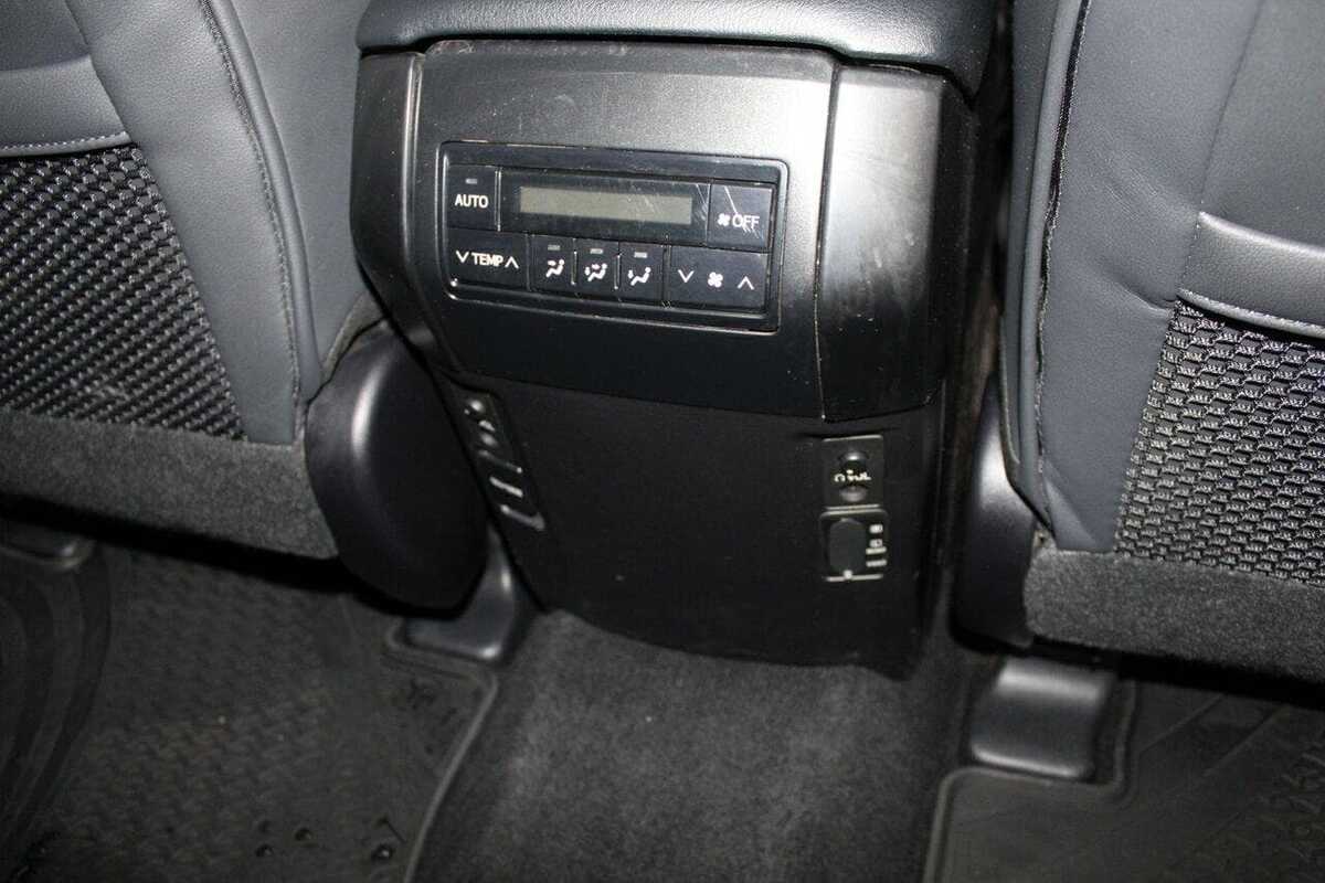 2017 Toyota LANDCRUISER PRADO Altitude GDJ150R