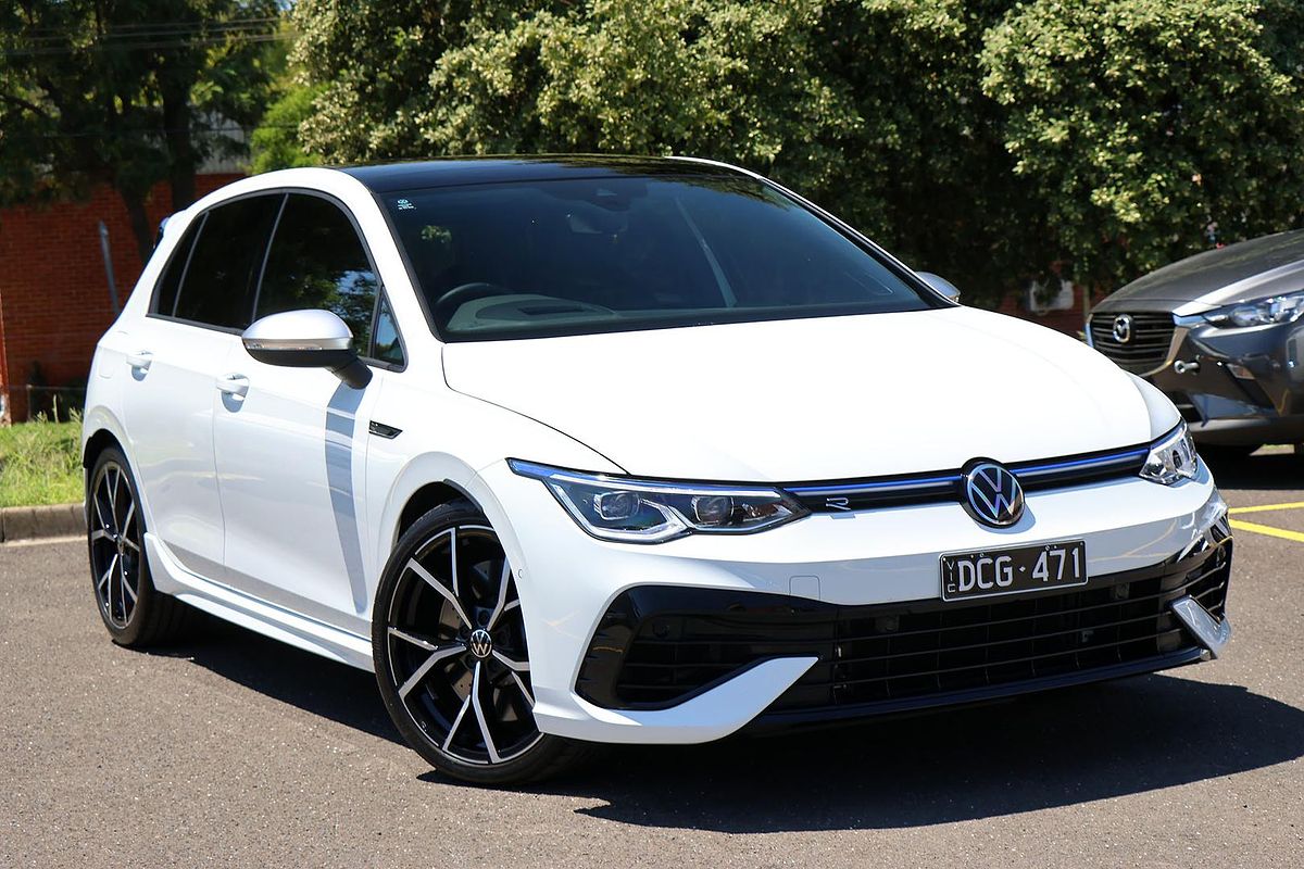 2023 Volkswagen Golf R 8
