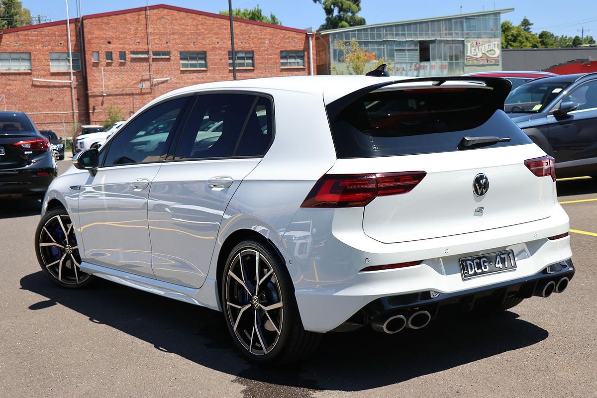 2023 Volkswagen Golf R 8