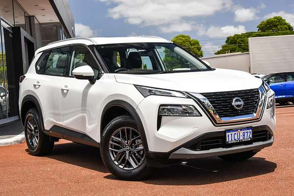 2023 Nissan X-TRAIL ST T33