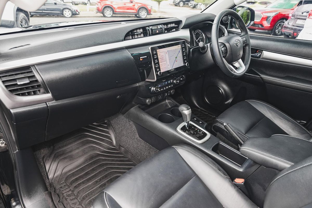 2020 Toyota Hilux SR5 GUN126R 4X4