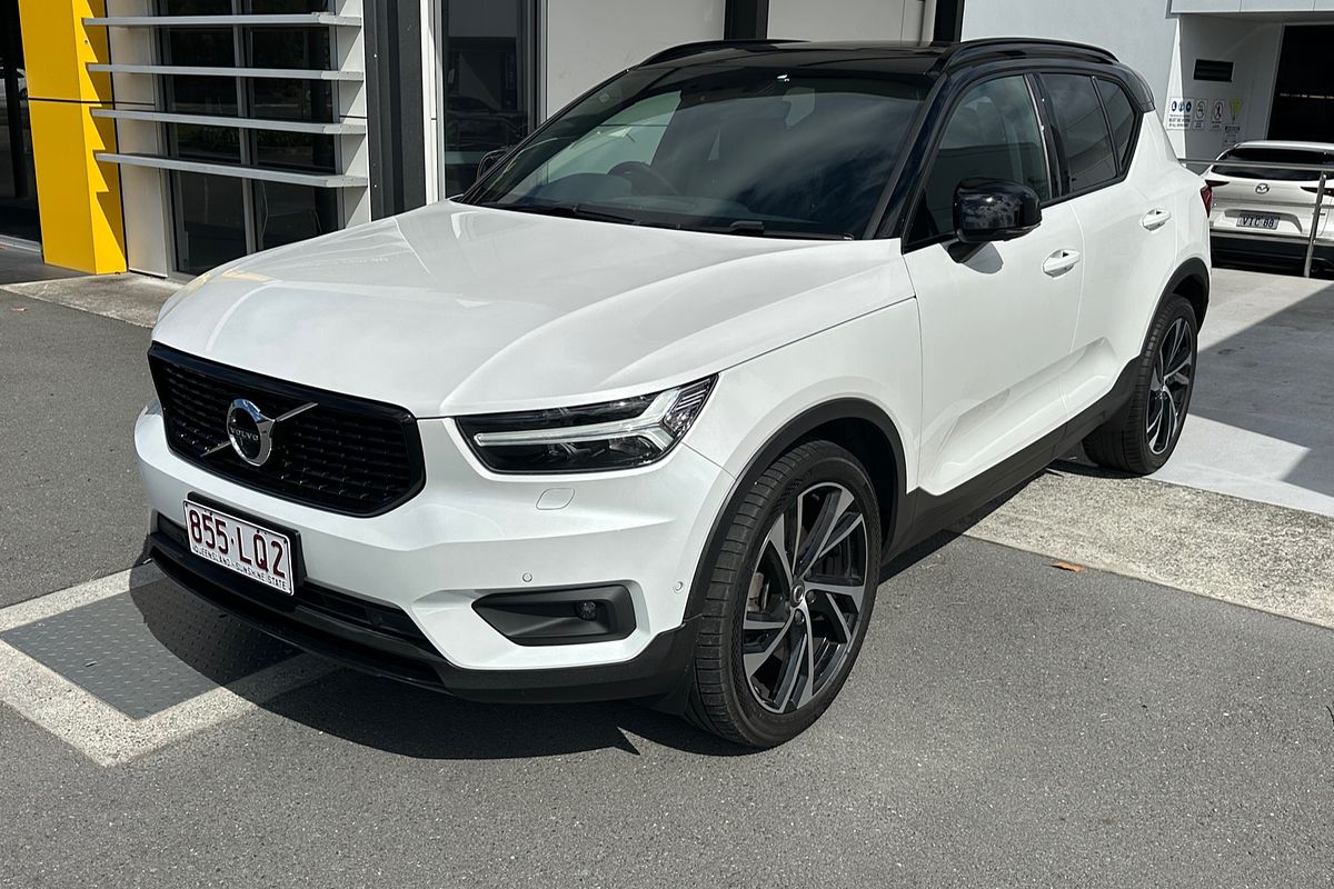 2021 Volvo XC40 T5 R-Design