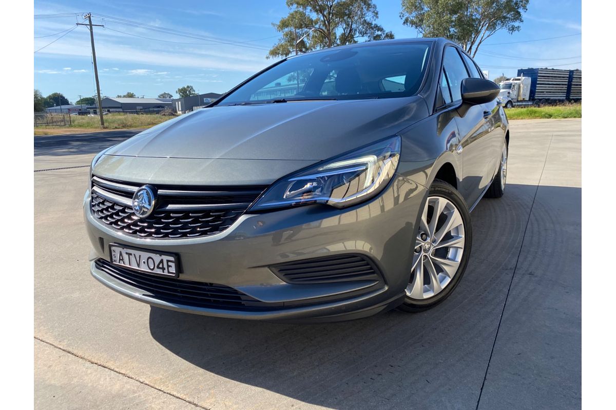 2019 Holden Astra R BK